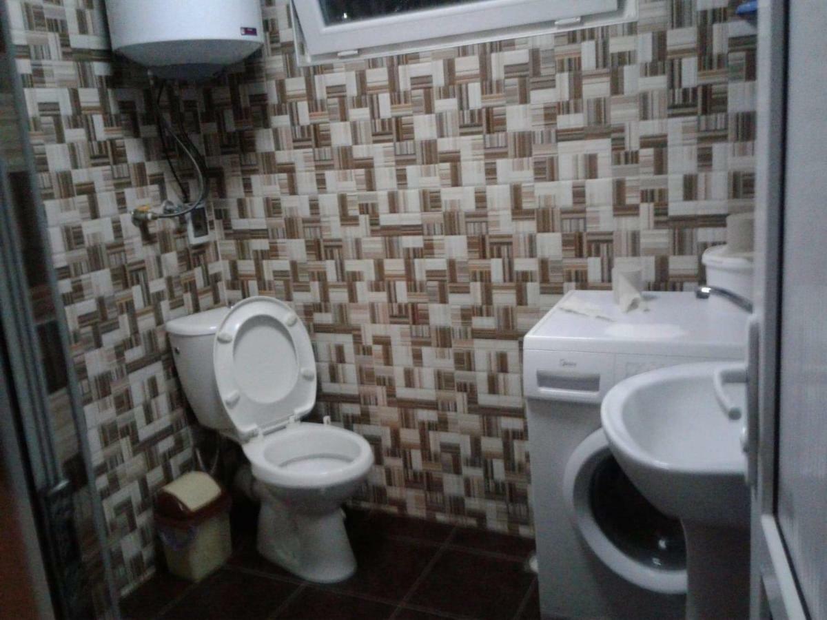Levani'S Guesthouse Zugdidi Exteriér fotografie